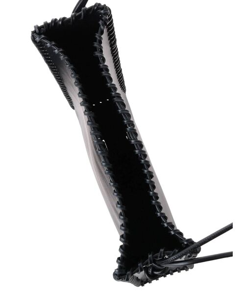 Ungrid（アングリッド）の「フェイクレザースクエアショルダーバッグ（ハンドバッグ・レディース・ブラック/オフホワイト・FREE）」の12枚目の写真