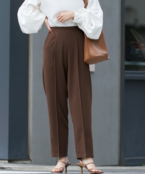 coca（coca）（コカ）の「カットジョーゼットセンターシームテーパードパンツ（その他パンツ・レディース・ブラック/ベージュ/ブラウン/ラベンダー・M/L）」の3枚目の写真