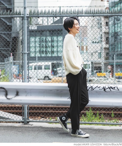 coca（coca）（コカ）の「カットジョーゼットセンターシームテーパードパンツ（その他パンツ・レディース・ブラック/ベージュ/ブラウン/ラベンダー・M/L）」の14枚目の写真