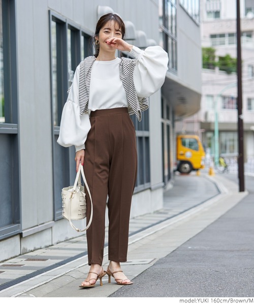 coca（coca）（コカ）の「カットジョーゼットセンターシームテーパードパンツ（その他パンツ・レディース・ブラック/ベージュ/ブラウン/ラベンダー・M/L）」の17枚目の写真