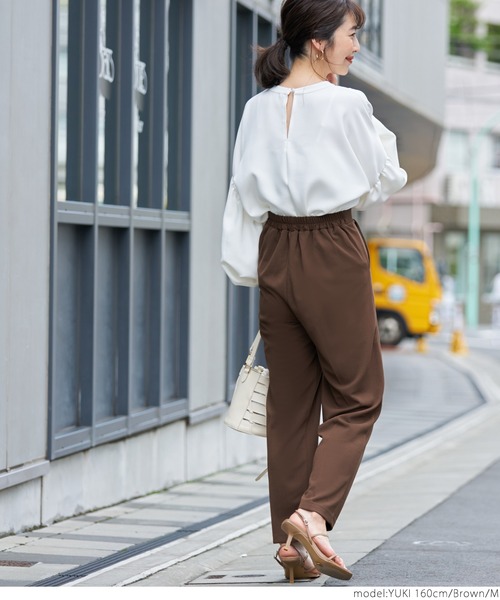 coca（coca）（コカ）の「カットジョーゼットセンターシームテーパードパンツ（その他パンツ・レディース・ブラック/ベージュ/ブラウン/ラベンダー・M/L）」の18枚目の写真