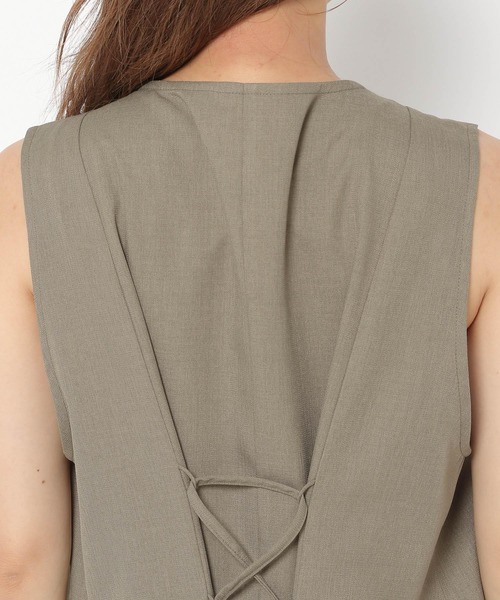 mysty woman(ミスティウーマン)の「バックレースアップロングジレ 218375(ノーカラージャケット・レディース・ダークブラウン/カーキ/オレンジ/ライトブラウン/グリーン系その他/ブラック・FREE)」の19枚目の写真