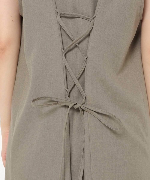 mysty woman(ミスティウーマン)の「バックレースアップロングジレ 218375(ノーカラージャケット・レディース・ダークブラウン/カーキ/オレンジ/ライトブラウン/グリーン系その他/ブラック・FREE)」の20枚目の写真