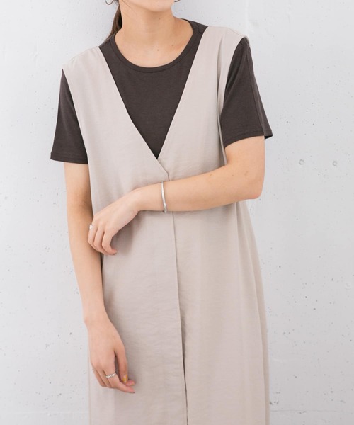 KBF（ケイビーエフ）の「コンパクトベーシックTシャツ（Tシャツ/カットソー・レディース・アイボリー/ブルー/オレンジ/ダークブラウン・ONE）」の9枚目の写真