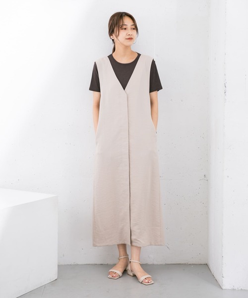 KBF（ケイビーエフ）の「コンパクトベーシックTシャツ（Tシャツ/カットソー・レディース・アイボリー/ブルー/オレンジ/ダークブラウン・ONE）」の11枚目の写真