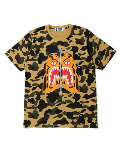 A BATHING APE(アベイシングエイプ)の「1ST CAMO TIGER TEE M(Tシャツ/カットソー・メンズ・イエロー/グリーン・SMALL/MEDIUM/LARGE/X-LARGE/XX-LARGE/XXX-LARGE)」の2枚目の写真