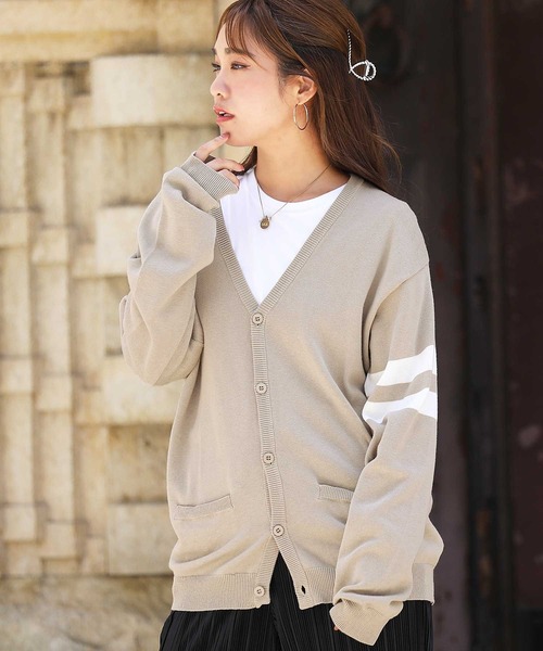 roshell（ロシェル）の「コットン ニットカーディガン（カーディガン/ボレロ・メンズ・グレー/ブラック/ブルー系その他/グレイッシュベージュ/レッド系その他/ベージュ系その他/マスタード/ダークグリーン/インディゴブルー/ミックスグレー/ブルー系その他3/ネイビー/ブルー系その他2/ライトベージュ/ブラウン/チャコールグレー/アイボリー/グリーン系その他/レッド/オレンジ/カーキ・X-LARGE/MEDIUM/LARGE/SMALL）」の7枚目の写真