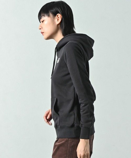 THE NORTH FACE（ザノースフェイス）の「THE NORTH FACE(ザ・ノース・フェイス) BOX NSE プルオーバーパーカー（パーカー・レディース・ホワイト/ブラック/グレー・S/M/XS）」の4枚目の写真