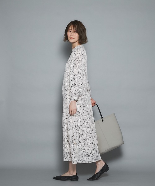 un dix cors（アンディコール）の「女性らしい繊細なデザイン　ダルメシアンプリントプリーツワンピース（ワンピース・レディース・ブラック/オフホワイト・FREE）」の11枚目の写真