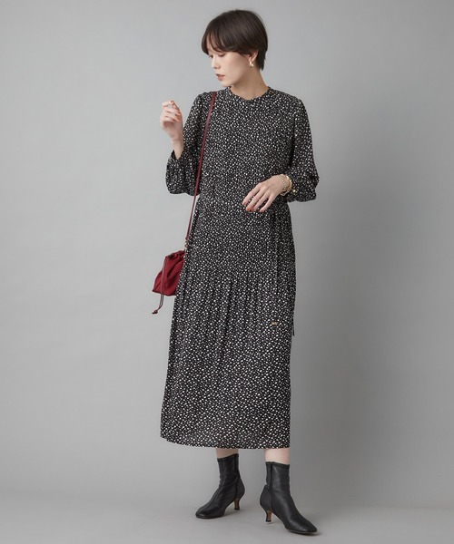 un dix cors（アンディコール）の「女性らしい繊細なデザイン　ダルメシアンプリントプリーツワンピース（ワンピース・レディース・ブラック/オフホワイト・FREE）」の5枚目の写真