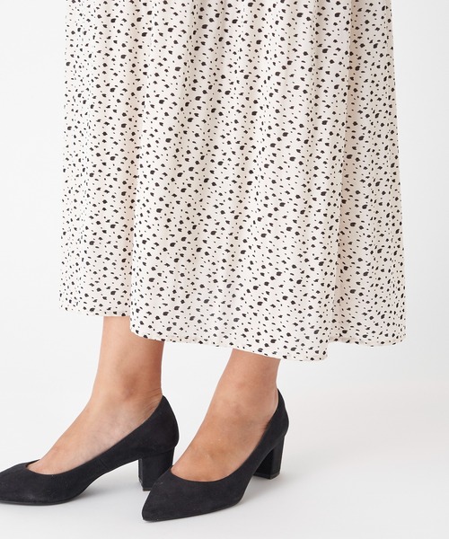 un dix cors（アンディコール）の「女性らしい繊細なデザイン　ダルメシアンプリントプリーツワンピース（ワンピース・レディース・ブラック/オフホワイト・FREE）」の10枚目の写真