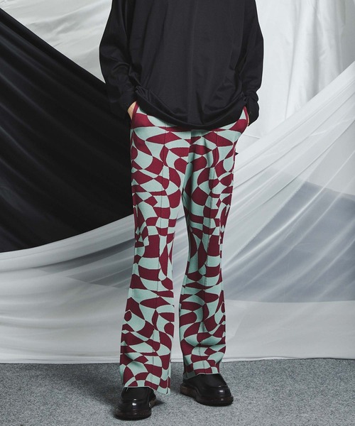 MAISON SPECIAL（メゾンスペシャル）の「《ユニセックスアイテム》クレイジーチェッカーフラッグニットピンタックフレアパンツ 【MAISON SPECIAL/メゾンスペシャル】（その他パンツ・メンズ・ブラック/グリーン/ブルー・0/1/2）」の4枚目の写真