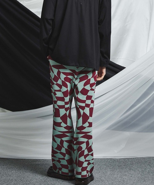 MAISON SPECIAL（メゾンスペシャル）の「《ユニセックスアイテム》クレイジーチェッカーフラッグニットピンタックフレアパンツ 【MAISON SPECIAL/メゾンスペシャル】（その他パンツ・メンズ・ブラック/グリーン/ブルー・0/1/2）」の12枚目の写真