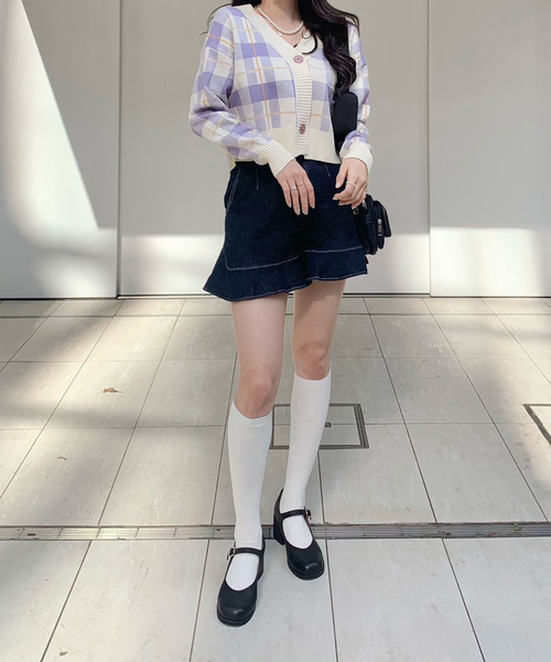 titty＆Co. PETIT by poyo（ティティーアンドコープティバイポヨ）の「【ファッションインフルエンサーPOYO×titty&Co.PETIT 】ビックチェックニットカーディガン（カーディガン/ボレロ・レディース・パープル/ベージュ・FREE）」の13枚目の写真