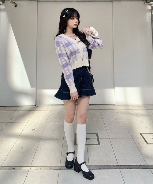 titty＆Co. PETIT by poyo（ティティーアンドコープティバイポヨ）の「【ファッションインフルエンサーPOYO×titty&Co.PETIT 】ビックチェックニットカーディガン（カーディガン/ボレロ・レディース・パープル/ベージュ・FREE）」の8枚目の写真