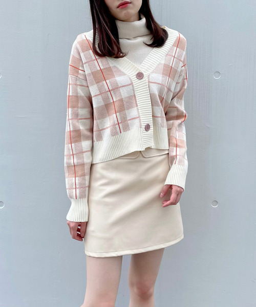 titty＆Co. PETIT by poyo（ティティーアンドコープティバイポヨ）の「【ファッションインフルエンサーPOYO×titty&Co.PETIT 】ビックチェックニットカーディガン（カーディガン/ボレロ・レディース・パープル/ベージュ・FREE）」の15枚目の写真