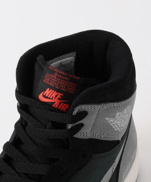 NIKE(ナイキ)＞ AIR JORDAN 1 ELEMENT GORE-TEX Particle Grey