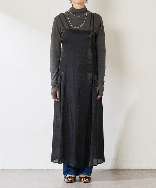 SHENERY（シーナリー）の「サイドギャザーキャミドレス（ワンピース・レディース・ライトグレー/ブラック・FREE）」の9枚目の写真