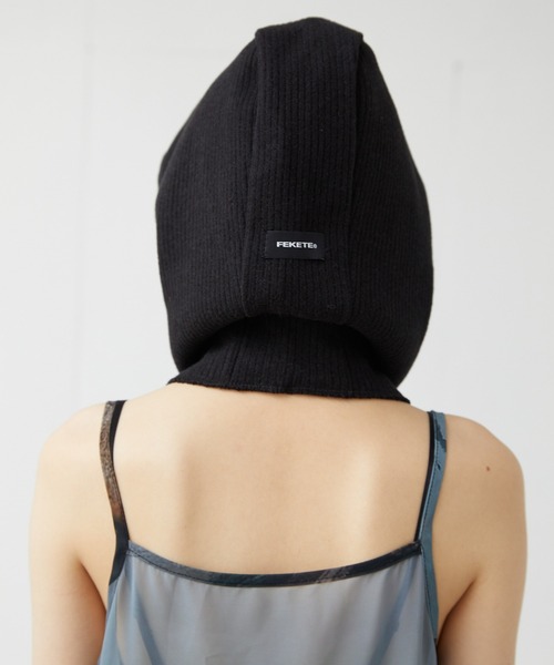 FEKETE（フェケテ）の「FEKETE BACK TAG LOGO RIB BALACLAVA（ネック