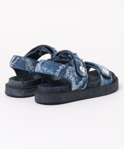 Desigual(デシグアル)の「デニム マジックテープサンダル(サンダル・レディース・ブルー・24.0cm/25.5cm/23.0cm/23.5cm/25.0cm/24.5cm)」の2枚目の写真