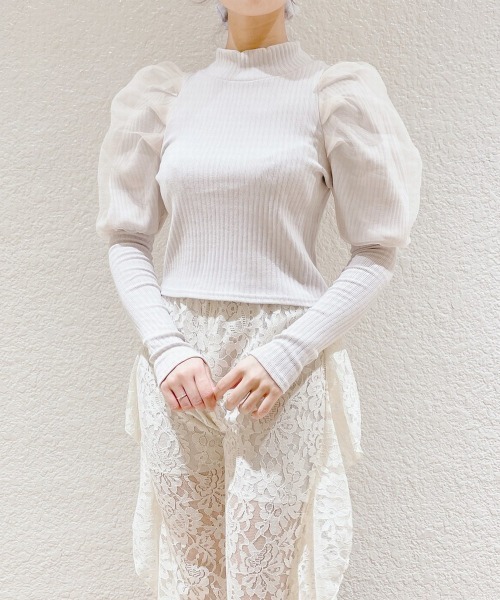 lilLilly（リルリリー）の「ボリュームパフスリーブリブニット（ニット/セーター・レディース・ブラック/ベージュ/ブルー・FREE）」の14枚目の写真