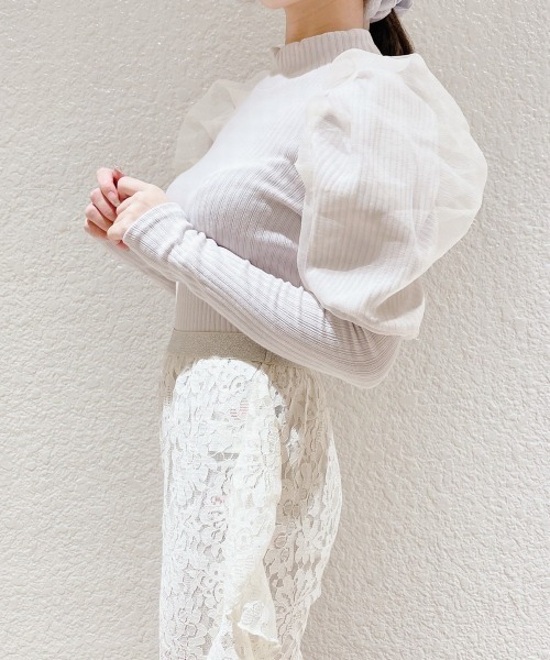 lilLilly（リルリリー）の「ボリュームパフスリーブリブニット（ニット/セーター・レディース・ブラック/ベージュ/ブルー・FREE）」の15枚目の写真