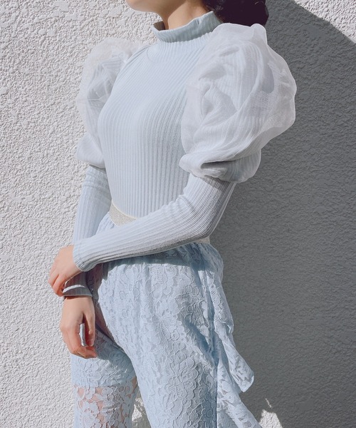 lilLilly（リルリリー）の「ボリュームパフスリーブリブニット（ニット/セーター・レディース・ブラック/ベージュ/ブルー・FREE）」の19枚目の写真