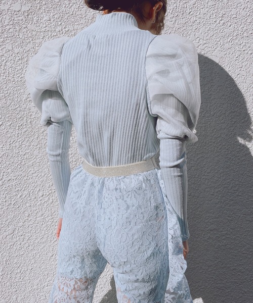 lilLilly（リルリリー）の「ボリュームパフスリーブリブニット（ニット/セーター・レディース・ブラック/ベージュ/ブルー・FREE）」の20枚目の写真