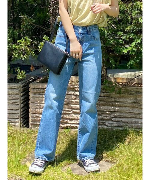 Ungrid(アングリッド)の「ヴィンテージストレートデニム(デニムパンツ・レディース・ブルー・26inch/25inch/24inch)」の2枚目の写真