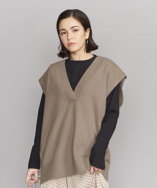 BEAUTY&YOUTH UNITED ARROWS(ビューティーアンドユースユナイテッドアローズ)の「BY ハミルトンウール ビッグ Vネック ベスト(ベスト・レディース・オリーブ/ダークグレー/ナチュラル/ケリー・FREE)」の3枚目の写真