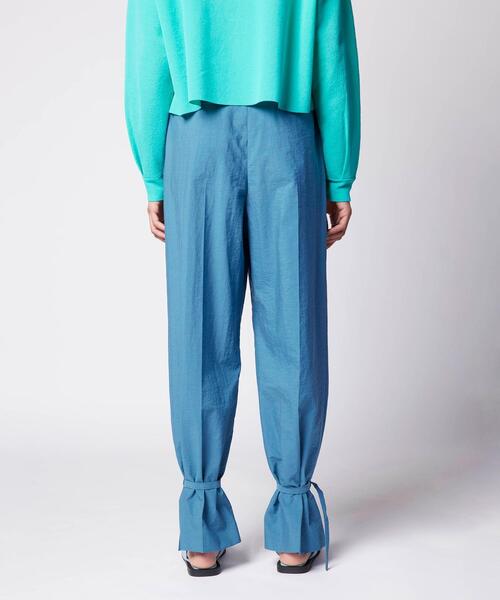 BEAUTY&YOUTH UNITED ARROWS（ビューティーアンドユースユナイテッドアローズ）の「BY タック ストレート＆ドロースト パンツ -ウォッシャブル-◆（その他パンツ・レディース・ダークグレー/ロイヤルブルー・M/S）」の5枚目の写真