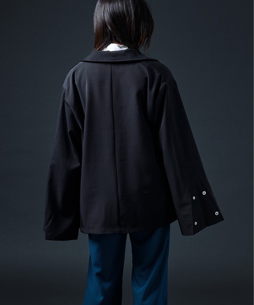 Ellno Loset(エルノロゼット)の「フラシデザインブルゾン(ブルゾン・メンズ・チャコールグレー/ブラック・MEDIUM/LARGE)」の13枚目の写真