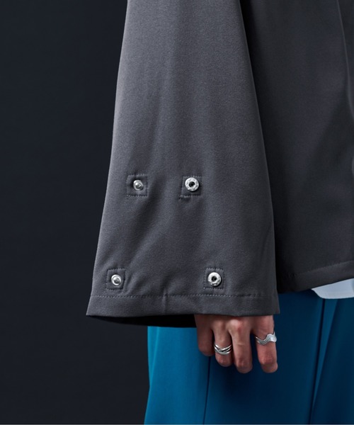 Ellno Loset(エルノロゼット)の「フラシデザインブルゾン(ブルゾン・メンズ・チャコールグレー/ブラック・MEDIUM/LARGE)」の3枚目の写真