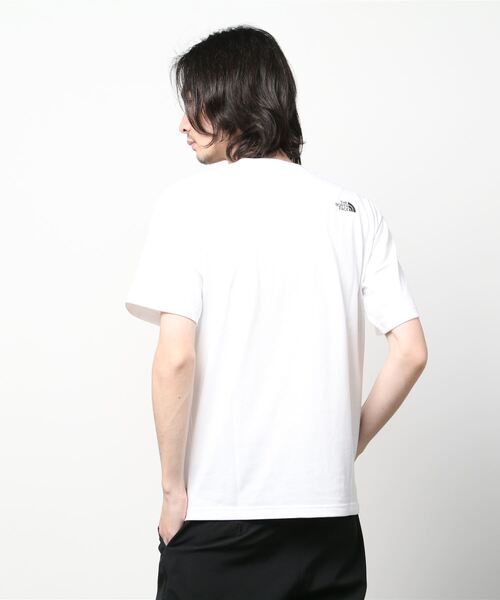 THE NORTH FACE(ザノースフェイス)の「ザ ノース フェイス THE NORTH FACE S/S Colored Square Logo Tee(ショートスリーブカラードスクエアロゴティー)(Tシャツ/カットソー・メンズ・ホワイト×グレー/ホワイト×ブルー/ホワイト×ブラック/ホワイト×グリーン・LL/L/S/M)」の7枚目の写真