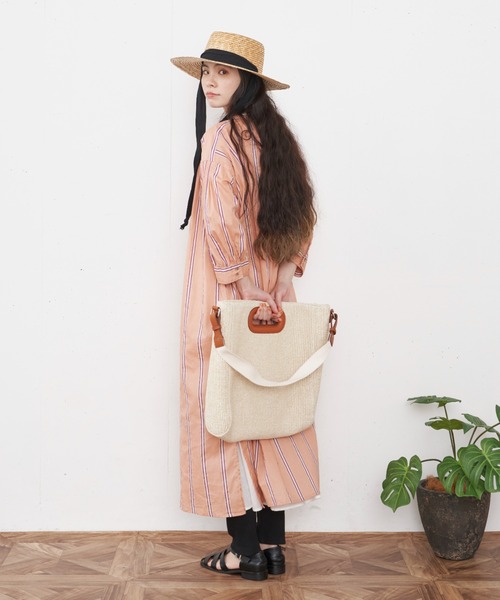 Libra Cue（リブラ キュー）の「２wayスクエアビックトート（トートバッグ・レディース・ブラック/ベージュ・FREE）」の18枚目の写真