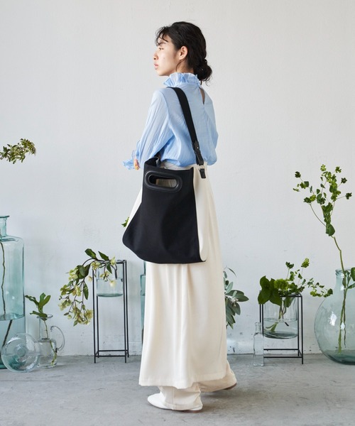 Libra Cue（リブラ キュー）の「２wayスクエアビックトート（トートバッグ・レディース・ブラック/ベージュ・FREE）」の3枚目の写真