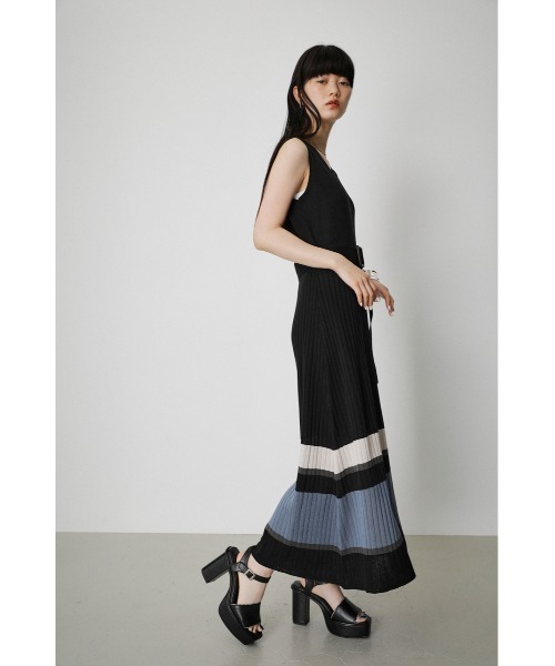 AZUL by moussy(アズールバイマウジー)の「HEM DESIGN RIB ONEPIECE/ヘムデザインリブワンピース(ワンピース・レディース・ブルー系その他/ベージュ系その他/ブラック系その他・MEDIUM/SMALL)」の6枚目の写真