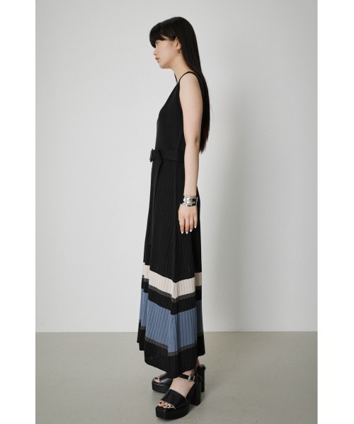 AZUL by moussy(アズールバイマウジー)の「HEM DESIGN RIB ONEPIECE/ヘムデザインリブワンピース(ワンピース・レディース・ブルー系その他/ベージュ系その他/ブラック系その他・MEDIUM/SMALL)」の8枚目の写真