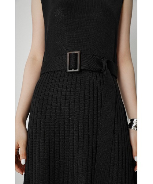 AZUL by moussy(アズールバイマウジー)の「HEM DESIGN RIB ONEPIECE/ヘムデザインリブワンピース(ワンピース・レディース・ブルー系その他/ベージュ系その他/ブラック系その他・MEDIUM/SMALL)」の11枚目の写真