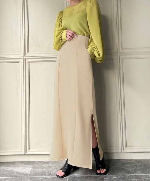 JUNOAH（ジュノア）の「サイドスリットタイトスカート（スカート・レディース・ブラック/アイボリー/ブラウン/ダークグリーン/モカ・MEDIUM/LARGE/X-LARGE/SMALL）」の2枚目の写真