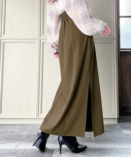 JUNOAH（ジュノア）の「サイドスリットタイトスカート（スカート・レディース・ブラック/アイボリー/ブラウン/ダークグリーン/モカ・MEDIUM/LARGE/X-LARGE/SMALL）」の20枚目の写真