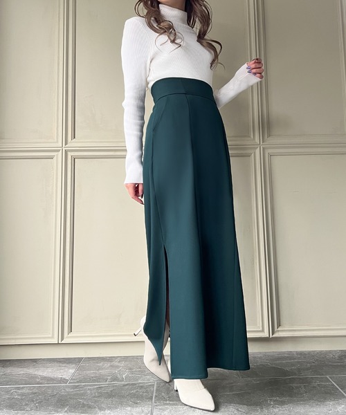 JUNOAH（ジュノア）の「サイドスリットタイトスカート（スカート・レディース・ブラック/アイボリー/ブラウン/ダークグリーン/モカ・MEDIUM/LARGE/X-LARGE/SMALL）」の21枚目の写真