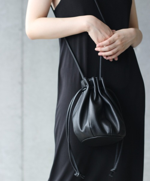 y/m by れぽすけ（イムバイレポスケ）の「巾着BAG（ショルダーバッグ・メンズ・ブラック・FREE）」の6枚目の写真