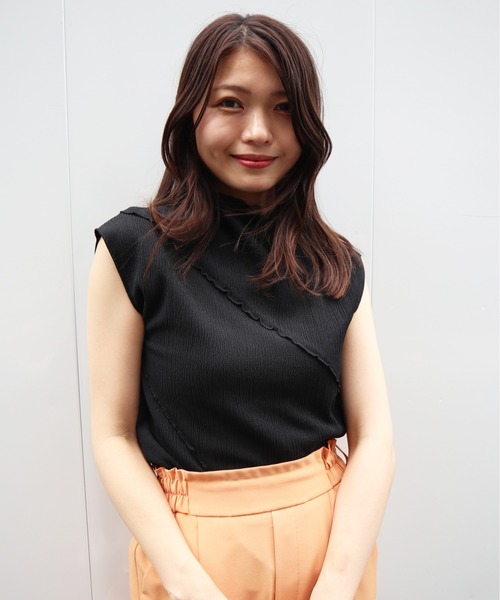 Brownie（ブラウニー）の「Brownie フリルメロー切替ボトルネックノースリーブ（Tシャツ/カットソー・レディース・グリーン/アイボリー/オレンジ/ブラック・FREE）」の21枚目の写真