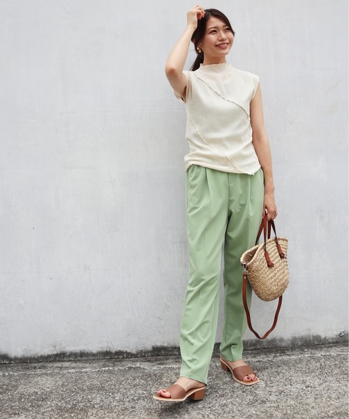 Brownie（ブラウニー）の「Brownie フリルメロー切替ボトルネックノースリーブ（Tシャツ/カットソー・レディース・グリーン/アイボリー/オレンジ/ブラック・FREE）」の16枚目の写真