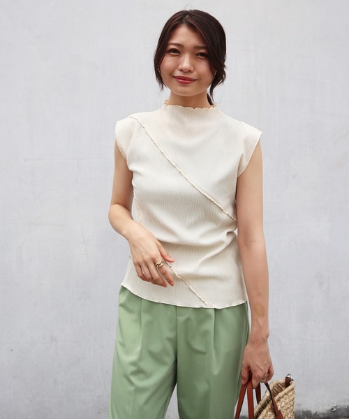 Brownie（ブラウニー）の「Brownie フリルメロー切替ボトルネックノースリーブ（Tシャツ/カットソー・レディース・グリーン/アイボリー/オレンジ/ブラック・FREE）」の5枚目の写真