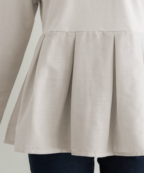 Pierrot（ピエロ）の「ライトスウェットタックデザインプルオーバー（スウェット・レディース・オフホワイト/ブラック/グレイッシュベージュ/パープル・M/L）」の11枚目の写真