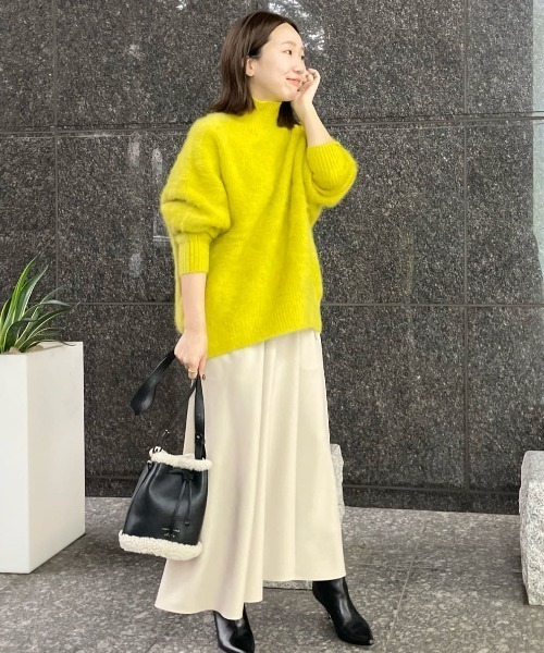 allureville(アルアバイル)の「WOOLカシミヤ片畦チュニック(ニット/セーター・レディース・イエロー/グレー系その他/アイボリー・2)」の19枚目の写真