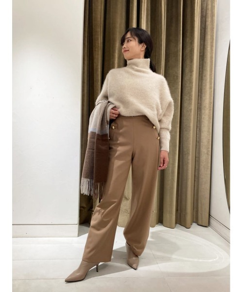 allureville(アルアバイル)の「WOOLカシミヤ片畦チュニック(ニット/セーター・レディース・イエロー/グレー系その他/アイボリー・2)」の21枚目の写真