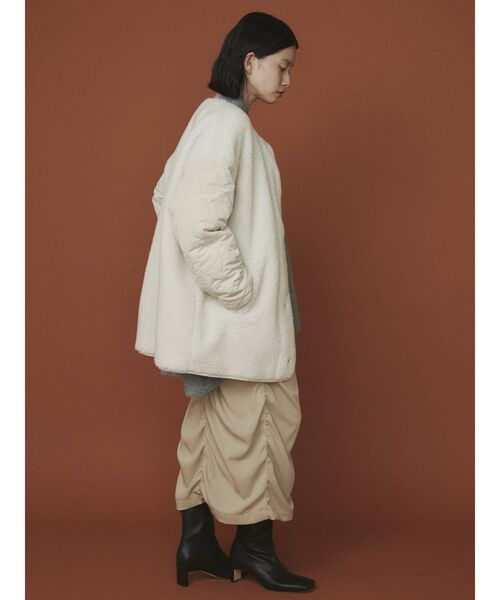 COTORICA（コトリカ）の「スリーブキルトリバーシブルボアブルゾン（ブルゾン・レディース・ブラック/アイボリー・FREE）」の6枚目の写真